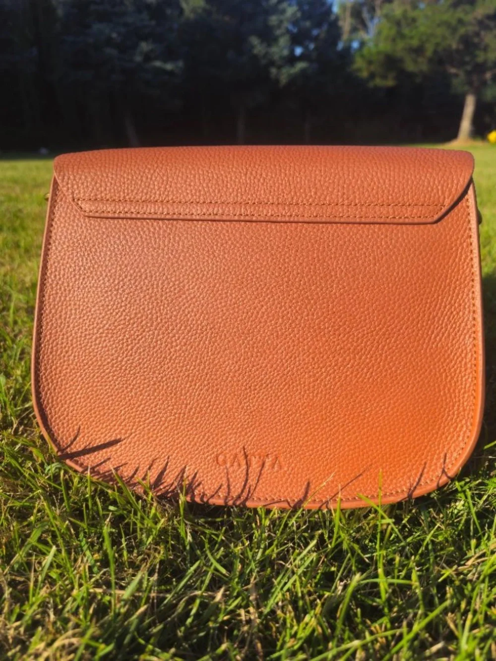 GATTA Leather Camera Bag Crossbody Purse Cognac Brown